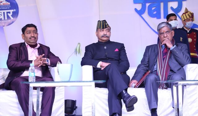 स्पेस सेक्टर में बुलंदी हासिल कर सकते हैं उत्तराखंड के युवा